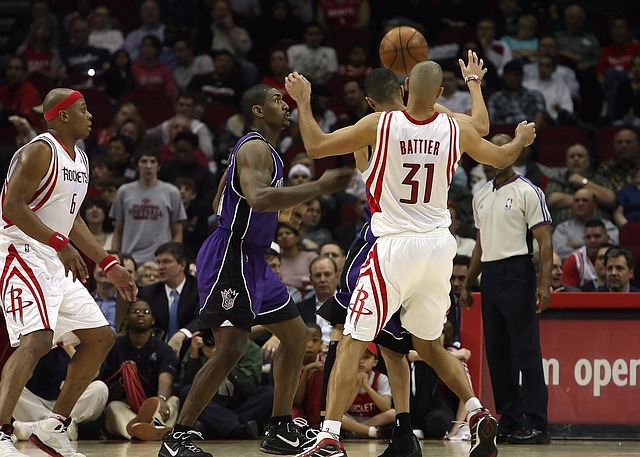NBA basketball game in a packed arena, part of Gamma IPTV's North American sports coverage